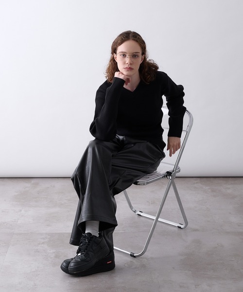Perushu(ペルーシュ)の「synthetic leather Tuck Wide Pants/合成皮革タックワイドパンツ(その他パンツ・メンズ・ブラック/ブラウン・SMALL/MEDIUM/LARGE)」の7枚目の写真
