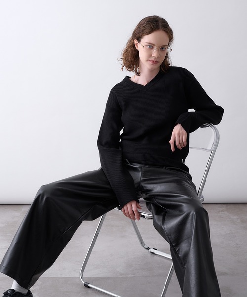 Perushu(ペルーシュ)の「synthetic leather Tuck Wide Pants/合成皮革タックワイドパンツ(その他パンツ・メンズ・ブラック/ブラウン・SMALL/MEDIUM/LARGE)」の6枚目の写真