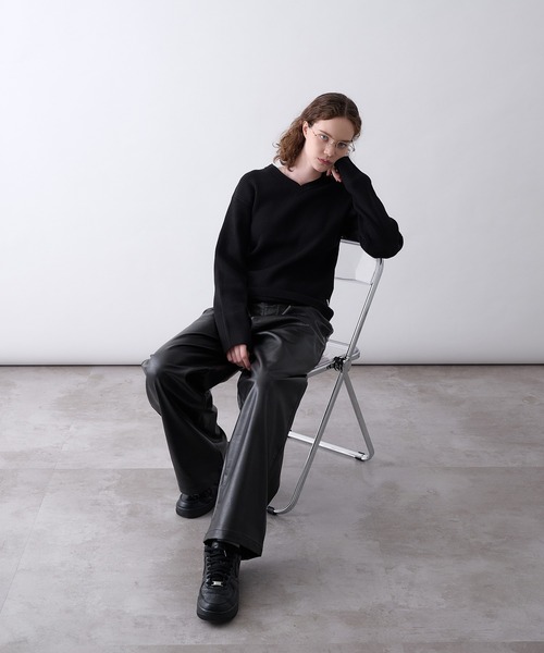 Perushu(ペルーシュ)の「synthetic leather Tuck Wide Pants/合成皮革タックワイドパンツ(その他パンツ・メンズ・ブラック/ブラウン・SMALL/MEDIUM/LARGE)」の10枚目の写真