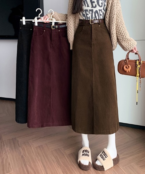 AMAJI(アマジ)の「コーデュロイ ストレートスカート(スカート・レディース・レッド/ブラウン/ブラック・SMALL/MEDIUM/LARGE/X-LARGE)」の6枚目の写真