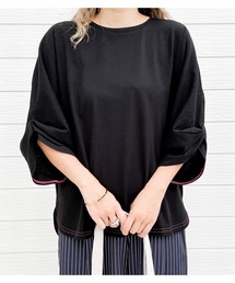 袖タックドルマントップス