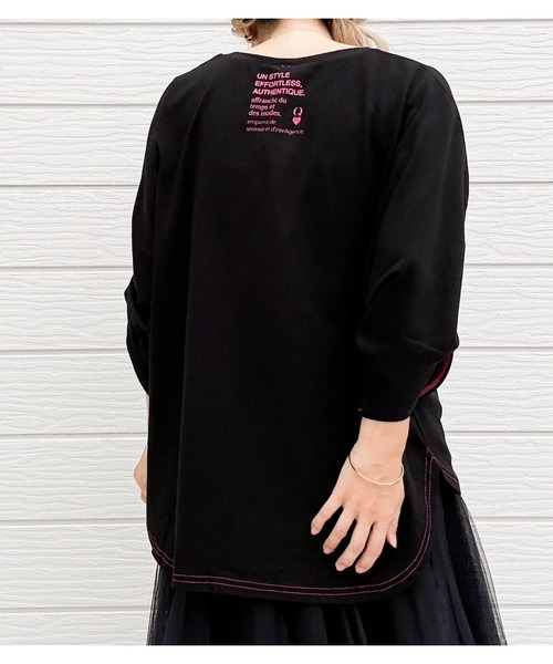 Q(キュー)の「袖タックドルマントップス(Tシャツ/カットソー・レディース・ブラック/オフホワイト/ベージュ・MEDIUM)」の18枚目の写真