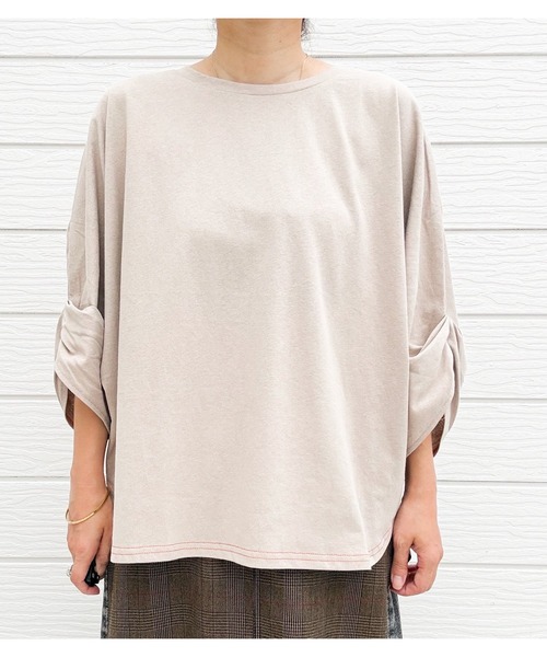 Q(キュー)の「袖タックドルマントップス(Tシャツ/カットソー・レディース・ブラック/オフホワイト/ベージュ・MEDIUM)」の21枚目の写真