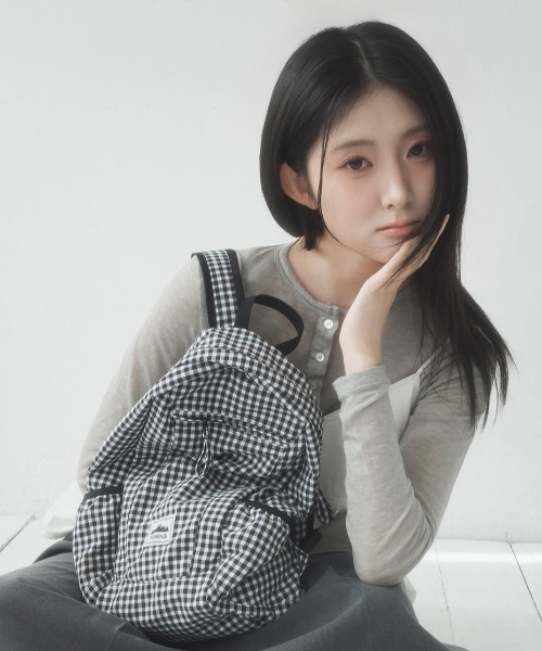 HEISAN(ハイサン)の「◇HEISAN◇ブランド直輸入正規品/折りたためる/パッカブル/コンパクトポケットバッグ v1 ギンガムチェック Compact Pocket Bag v1 Gingham Check(バックパック/リュック・レディース・ブラック/スカイブルー・FREE)」の3枚目の写真