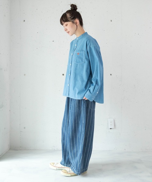 URCH RNA(アーチ アールエヌエー)の「R4520 ピンストライプデニムのオームパンツ(デニムパンツ・レディース・ブラック/インディゴブルー・FREE)」の12枚目の写真