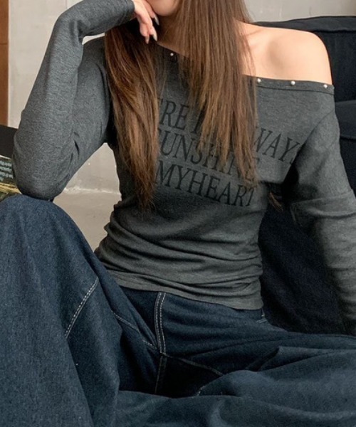 NANEA(ナネア)の「ロゴプリントロンT(Tシャツ/カットソー・レディース・ブラック/ホワイト/グレー・SMALL/MEDIUM)」の8枚目の写真
