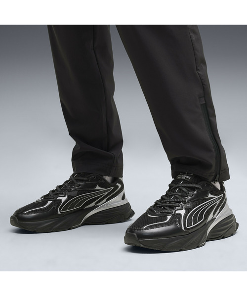 PUMA(プーマ)の「PUMA プーマ ユニセックス フェード ニトロ LS Y2K スニーカー(スニーカー・メンズ・ブラック×シルバー/グレー系その他3・29.0cm/28.5cm/28.0cm/26.5cm/26.0cm/27.5cm/24.5cm/23.5cm/25.0cm/22.5cm/23.0cm/25.5cm/24.0cm/27.0cm)」の1枚目の写真