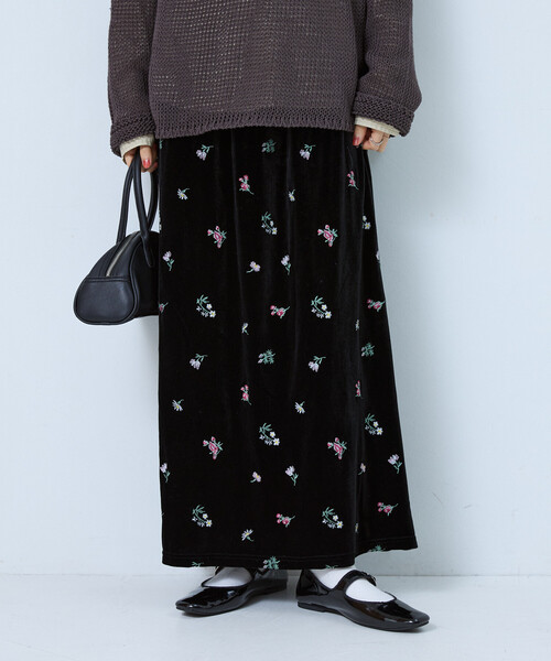 FREAK'S STORE（フリークスストア）の「花柄刺繍 ベロアスカート（スカート・レディース・ブラウン/ブラック・ﾌﾘ-）」の5枚目の写真