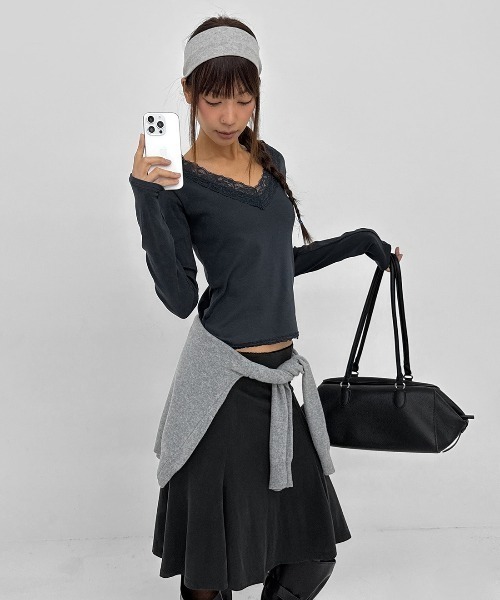 BLACKUP（ブラックアップ）の「[MADE] ベオレースディープVネック長袖Tシャツ（Tシャツ/カットソー・レディース・ブラウン/ネイビー/ホワイト・FREE）」の14枚目の写真
