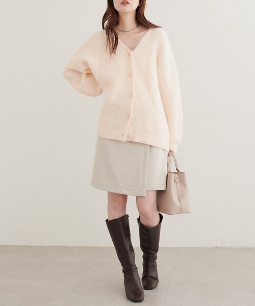 natural couture(ナチュラルクチュール)の「モヘア起毛片畦Vカーディガン(カーディガン/ボレロ・レディース・イエロー/ピンク/グレー/ブラウン/オフホワイト・FREE)」の14枚目の写真