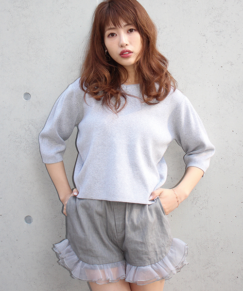 MICOAMERI(ミコアメリ)の「Vネックバックチュールニット(ニット/セーター・レディース・ブラック/ブルー系その他/グレー/ホワイト・FREE)」の10枚目の写真