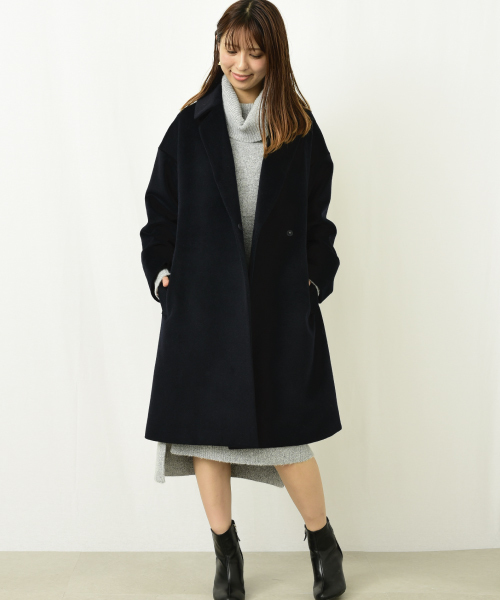 actuel（アクチュエル）の「ショートビーバーチェスターコート（チェスターコート・レディース・ネイビー/キャメル/ピンクベージュ・FREE）」の2枚目の写真