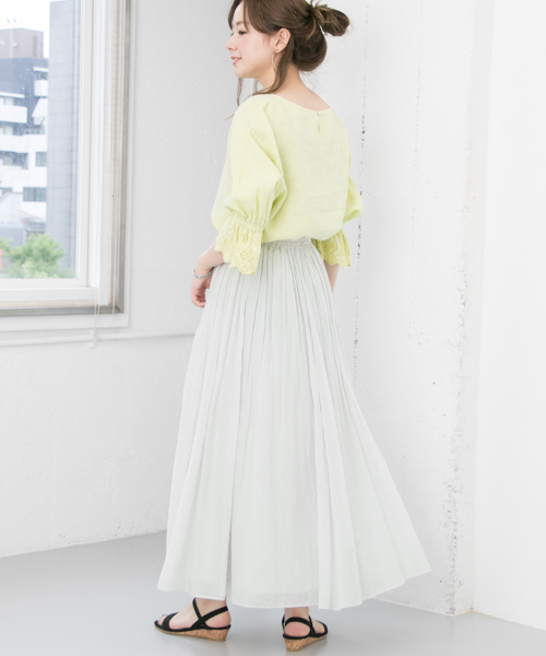 URBAN RESEARCH（アーバンリサーチ）の「 UR コットンシルクギャザースカート　（スカート・レディース・キャメル/ピンク/グレー系その他・FREE）」の21枚目の写真