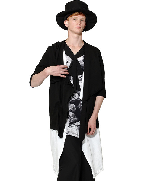 ankoROCK（アンコロック）の「７分袖レイヤーダブルフロントフードマント（テーラードジャケット・メンズ・B/A・ONE SIZE）」の6枚目の写真