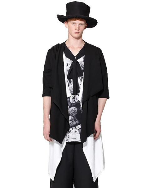 ankoROCK（アンコロック）の「７分袖レイヤーダブルフロントフードマント（テーラードジャケット・メンズ・B/A・ONE SIZE）」の3枚目の写真