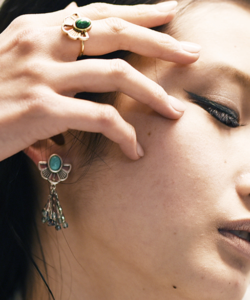 lluvia（ジュビア）の「【Lluvia/ジュビア】コロニアルフラワービーズフリンジピアス（ピアス（両耳用）・レディース・ゴールド/シルバー・FREE）」の7枚目の写真