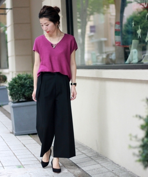 le.coeur blanc（ルクールブラン）の「麻混Vネックフレンチスリーブ（ニット/セーター・レディース・アイボリー/ピンク系その他/イエロー/ダークグレー・FREE）」の5枚目の写真