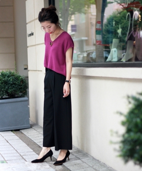 le.coeur blanc（ルクールブラン）の「麻混Vネックフレンチスリーブ（ニット/セーター・レディース・アイボリー/ピンク系その他/イエロー/ダークグレー・FREE）」の7枚目の写真