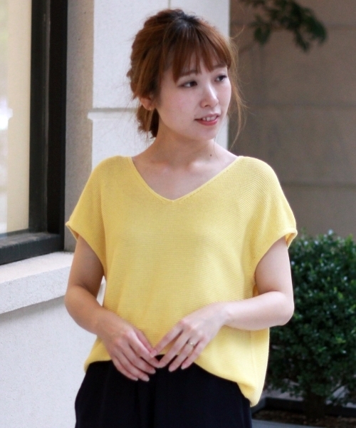 le.coeur blanc（ルクールブラン）の「麻混Vネックフレンチスリーブ（ニット/セーター・レディース・アイボリー/ピンク系その他/イエロー/ダークグレー・FREE）」の8枚目の写真