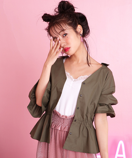 one after another NICE CLAUP（ワンアフターアナザーナイスクラップ）の「キャンディースリーブシャツ（シャツ/ブラウス・レディース・ベージュ/オフホワイト/ブラック/カーキ・FREE）」の16枚目の写真