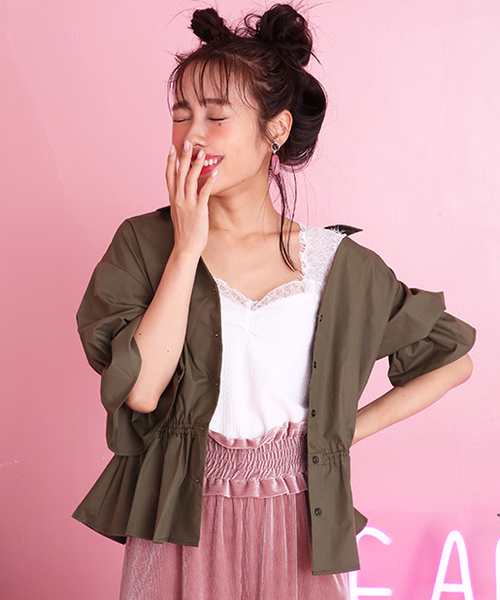 one after another NICE CLAUP（ワンアフターアナザーナイスクラップ）の「キャンディースリーブシャツ（シャツ/ブラウス・レディース・ベージュ/オフホワイト/ブラック/カーキ・FREE）」の17枚目の写真