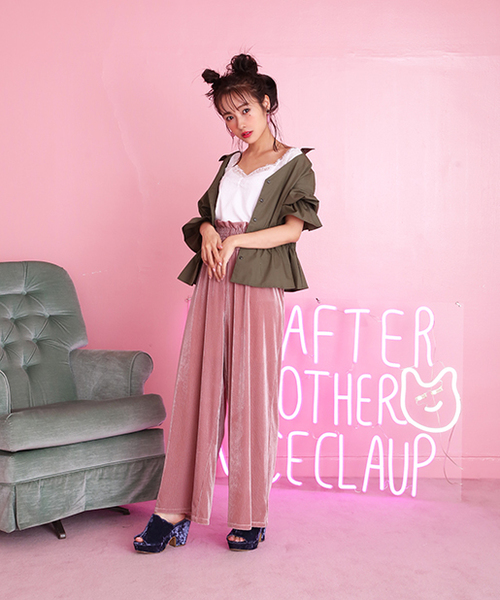 one after another NICE CLAUP（ワンアフターアナザーナイスクラップ）の「キャンディースリーブシャツ（シャツ/ブラウス・レディース・ベージュ/オフホワイト/ブラック/カーキ・FREE）」の19枚目の写真