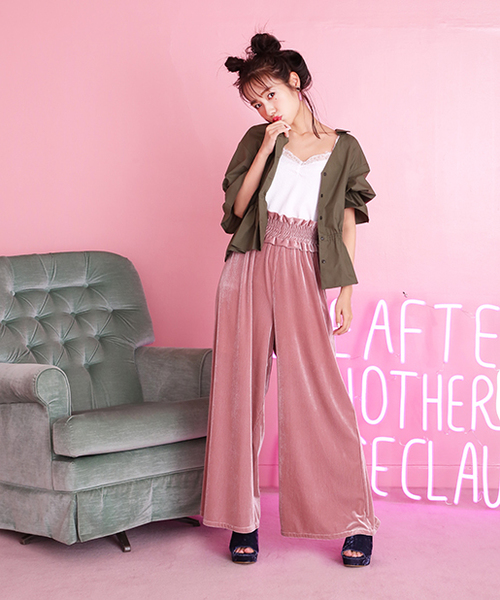 one after another NICE CLAUP（ワンアフターアナザーナイスクラップ）の「キャンディースリーブシャツ（シャツ/ブラウス・レディース・ベージュ/オフホワイト/ブラック/カーキ・FREE）」の20枚目の写真