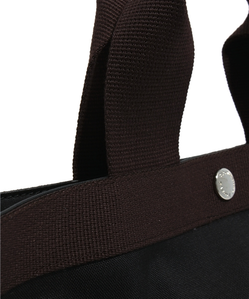 NANO universe(ナノユニバース)の「FF/コーデュラナイロントートM(バックパック/リュック・レディース・ブラック/ブルー/ピンク/ライトベージュ・FREE)」の7枚目の写真