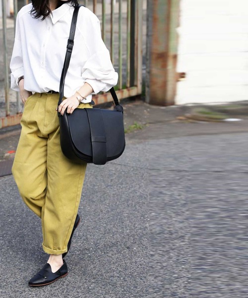 antiqua（アンティカ）の「スマートショルダーバッグ（ショルダーバッグ・レディース・ブラック・FREE）」の4枚目の写真