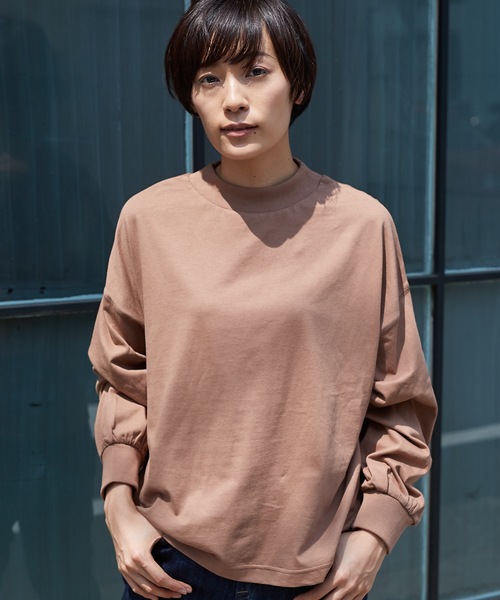 AMERICAN HOLIC(アメリカンホリック)の「・ミニハイネックプルオーバー(Tシャツ/カットソー・レディース・ブラック/チャコールグレー/キャメル・FREE)」の1枚目の写真