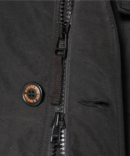 HYSTERIC GLAMOUR（ヒステリックグラマー）の「フーデッドCO（ダウンジャケット/コート・メンズ・ベージュ/オレンジ/ネイビー/ブラック・SMALL/MEDIUM/LARGE）」の15枚目の写真