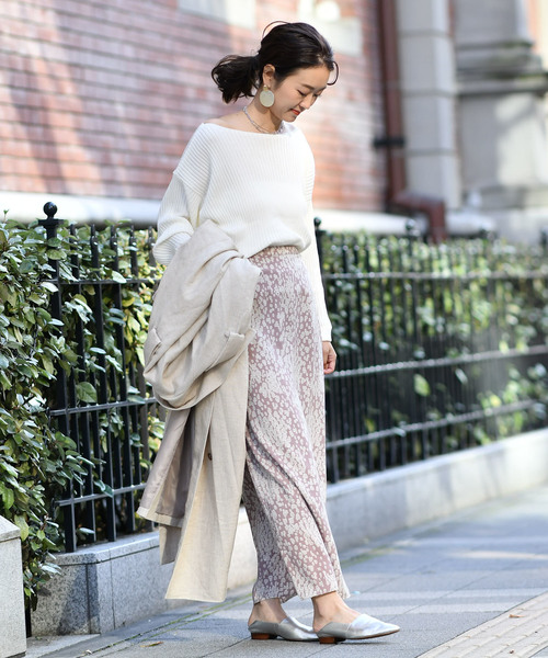 DouDou(ドゥドゥ)の「リブドルマンニット(ニット/セーター・レディース・オフホワイト/ブラウン/ベージュ/ブルー/ネイビー/ブラック・FREE)」の13枚目の写真