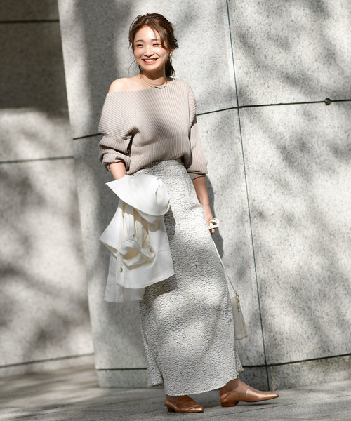 DouDou(ドゥドゥ)の「リブドルマンニット(ニット/セーター・レディース・オフホワイト/ブラウン/ベージュ/ブルー/ネイビー/ブラック・FREE)」の18枚目の写真