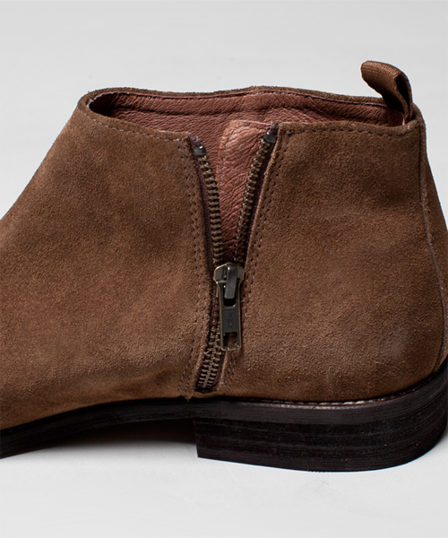 NANO universe（ナノユニバース）の「Enzo Giletti/ スウェードサイドZIPショートブーツ（ブーツ・メンズ・ブラック/ブラウン・41/43/40/42）」の9枚目の写真