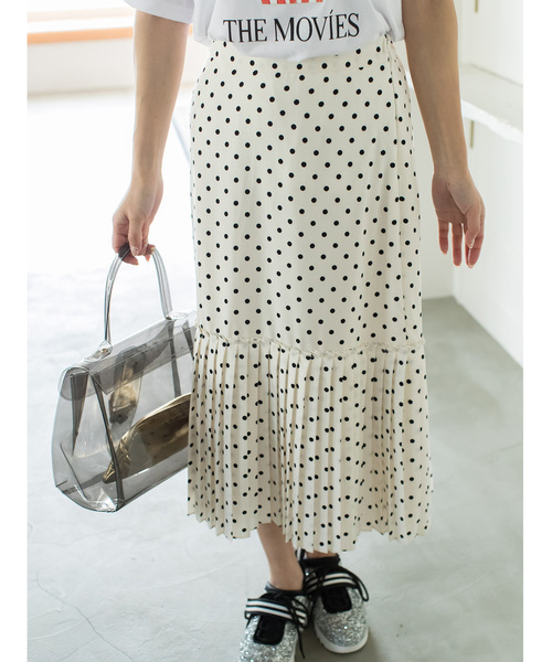 Cookie Chocolate(クッキーチョコレート)の「ヘムプリーツドットスカート(スカート・レディース・アイボリー/ブラック・FREE)」の5枚目の写真