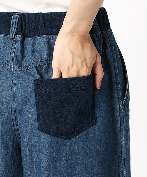 ONIGIRI(オニギリ)の「デニム イージー ワイドパンツ(デニムパンツ・レディース・ホワイト/ネイビー・SMALL/MEDIUM/LARGE)」の10枚目の写真