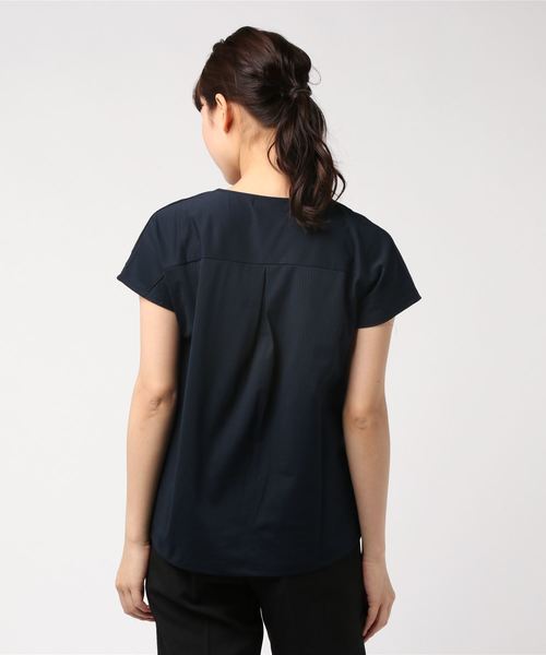 A/C DESIGN BY ALPHA CUBIC（エーシーデザインバイアルファキュービック）の「フロントタックプルオーバー（Tシャツ/カットソー・レディース・ネイビー/オフホワイト/サックスブルー・M size/L size）」の4枚目の写真