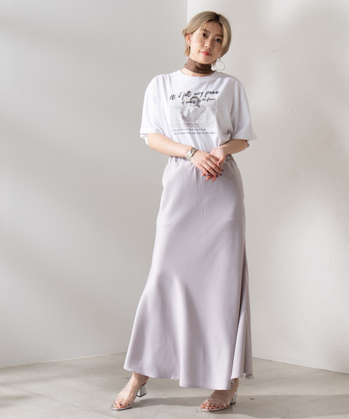 WEGO(ウィゴー)の「WEGO/サテンマーメイドロングスカート(スカート・レディース・シルバー/グリーン系その他・FREE)」の9枚目の写真