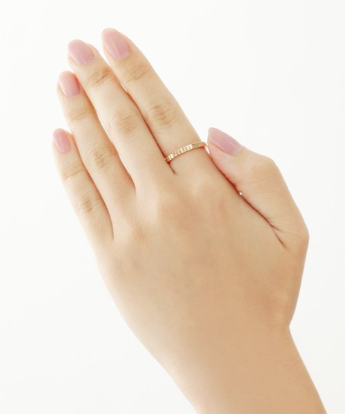 COCOSHNIK（ココシュニック）の「縦溝彫り　リング（リング・レディース・ホワイト系その他7・10号/12号/14号）」の6枚目の写真