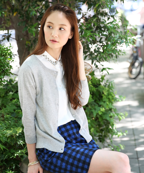 GLOBAL WORK（グローバルワーク）の「【GLOBAL WORK】UV加工/12ゲージコットンリネンクルーカーディガン7分袖/546503（カーディガン/ボレロ・レディース・イエロー/ブルー/グリーン/グレー/レッド/ネイビー・LARGE/SMALL/MEDIUM）」の2枚目の写真