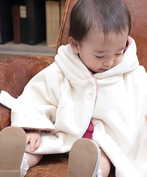 SweetMommy（スウィートマミー）の「リバーシブル 5WAY ベビーケープ（ポンチョ・キッズ・ベージュ/ピンク・70-90cm）」の15枚目の写真