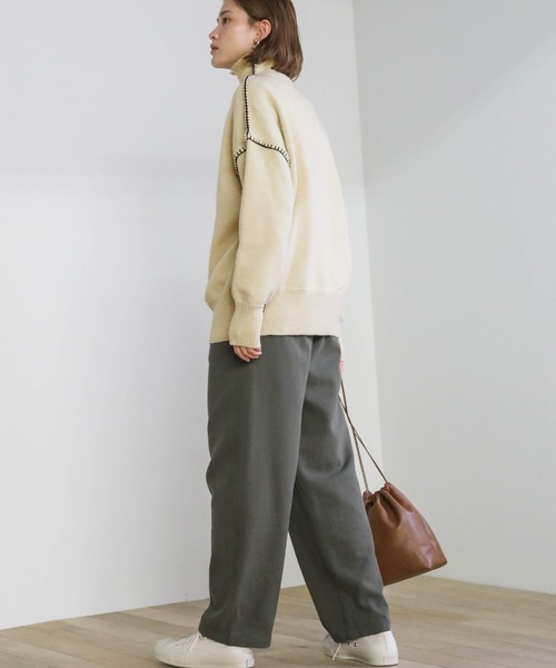 select MOCA(セレクトモカ)の「ステッチタートルネックニット(ニット/セーター・レディース・ブラウン/アイボリー/ダークブルー・FREE)」の7枚目の写真