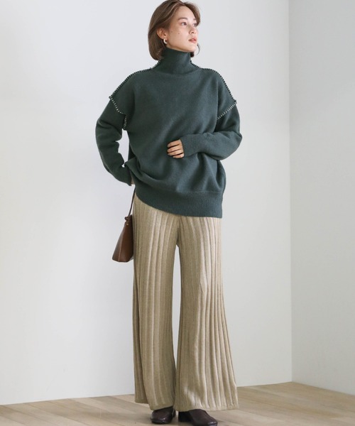 select MOCA(セレクトモカ)の「ステッチタートルネックニット(ニット/セーター・レディース・ブラウン/アイボリー/ダークブルー・FREE)」の6枚目の写真