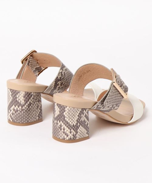 あしながおじさん（アシナガオジサン）の「〈あしながおじさん〉バックルデザインミュール（サンダル・レディース・ベージュ/ブラック/ネイビー・24.0cm/23.0cm/22.5cm/24.5cm/23.5cm）」の4枚目の写真