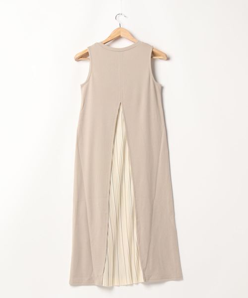 KOBE LETTUCE（コウベレタス）の「バックプリーツノースリーブワンピース（ワンピース・レディース・ベージュ/オリーブ/ブラック・FREE）」の6枚目の写真
