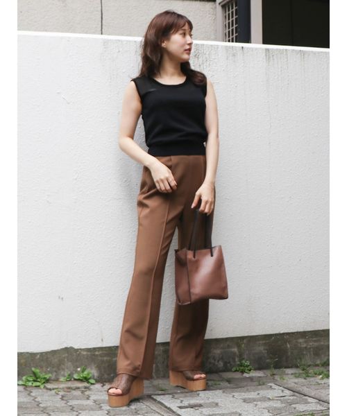 dazzlin（ダズリン）の「セミフレアプレスパンツ（その他パンツ・レディース・ブラウン/グレー/キャメル・FREE）」の16枚目の写真