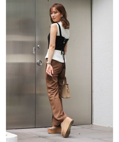 dazzlin（ダズリン）の「セミフレアプレスパンツ（その他パンツ・レディース・ブラウン/グレー/キャメル・FREE）」の19枚目の写真