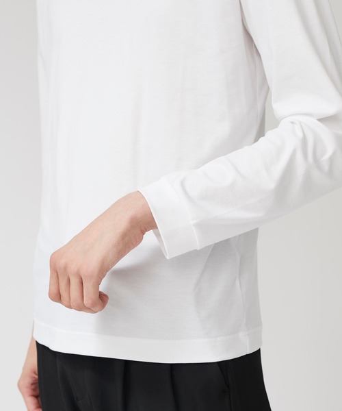 STUDIOUS（ステュディオス）の「【STUDIOUS】モックネックロングスリーブTシャツ（Tシャツ/カットソー・メンズ・ホワイト/ブラック/ベージュ・1/2/3）」の4枚目の写真
