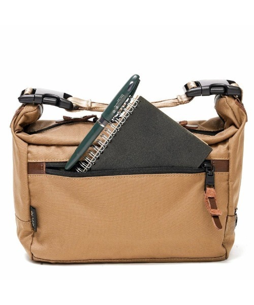 AS2OV(アッソブ)の「【AS2OV/アッソブ】 CORDURA DOBBY 2WAY SHOULDER S / ショルダーバッグ(ショルダーバッグ・メンズ・ブラック/カーキ・FREE)」の14枚目の写真