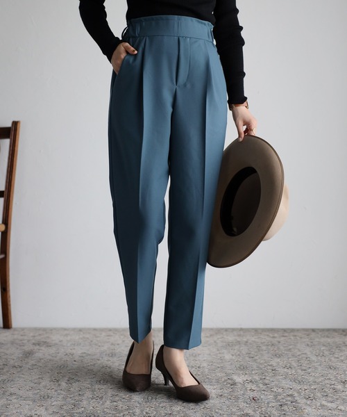 Bonjour Sagan(ボンジュールサガン)の「ウエストゴムテーパードパンツ(スラックス・レディース・ブラウン/ブルー/ブラック/グリーン/パープル/イエロー/グレイッシュベージュ/オレンジ/テラコッタ/ブルーグリーン/キャメル/ネイビー/ブルー系その他/ライトグレー/ダークグリーン/レッド/マスタード・FREE/L)」の12枚目の写真